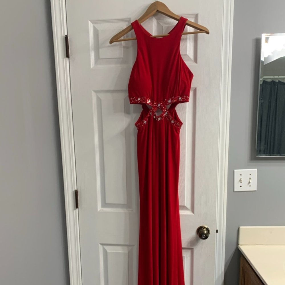 Red sequin Morgan and Co prom dress
